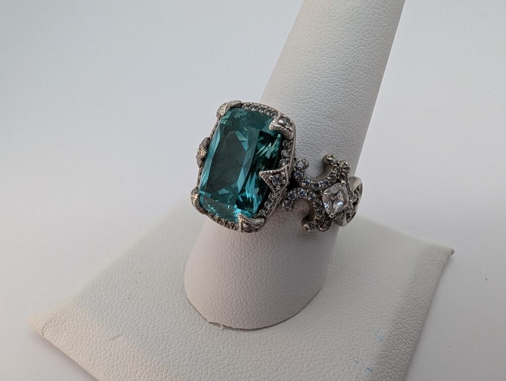 Glowy! ERICA COURTNEY XO-EC Sterling Silver 925 Teal Synthetic Spinel Ring LOOK